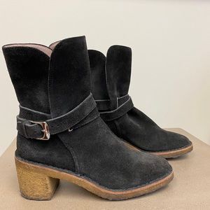 Marc Jacobs Suede Booties